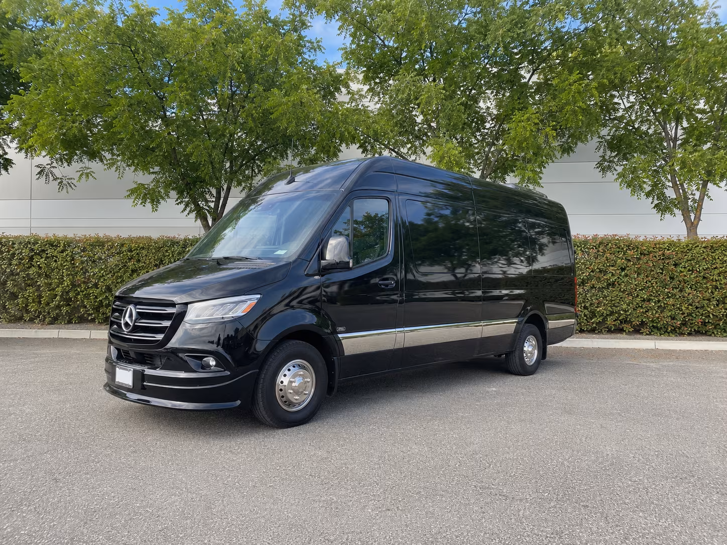 stockton 8 passenger sprinter van